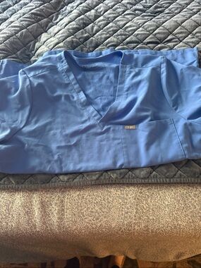 Figs Ceil Blue women’s scrub top xxl